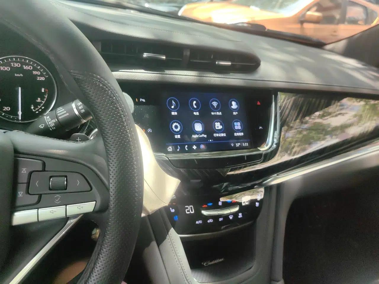 Cadillac XT6 2022 2.0T Six-Seater Four-Wheel Drive Luxury 120th Anniversary Limited Edition — миниатюра 13