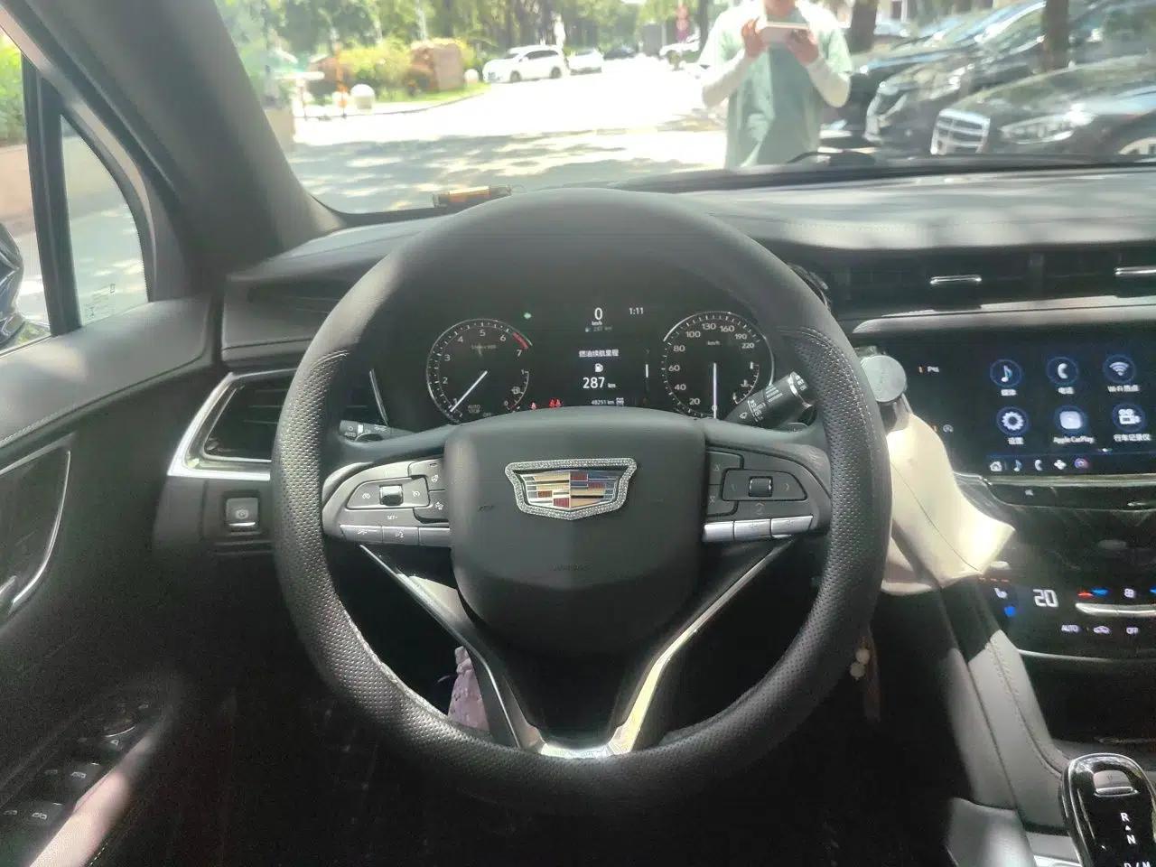 Cadillac XT6 2022 2.0T Six-Seater Four-Wheel Drive Luxury 120th Anniversary Limited Edition — миниатюра 10