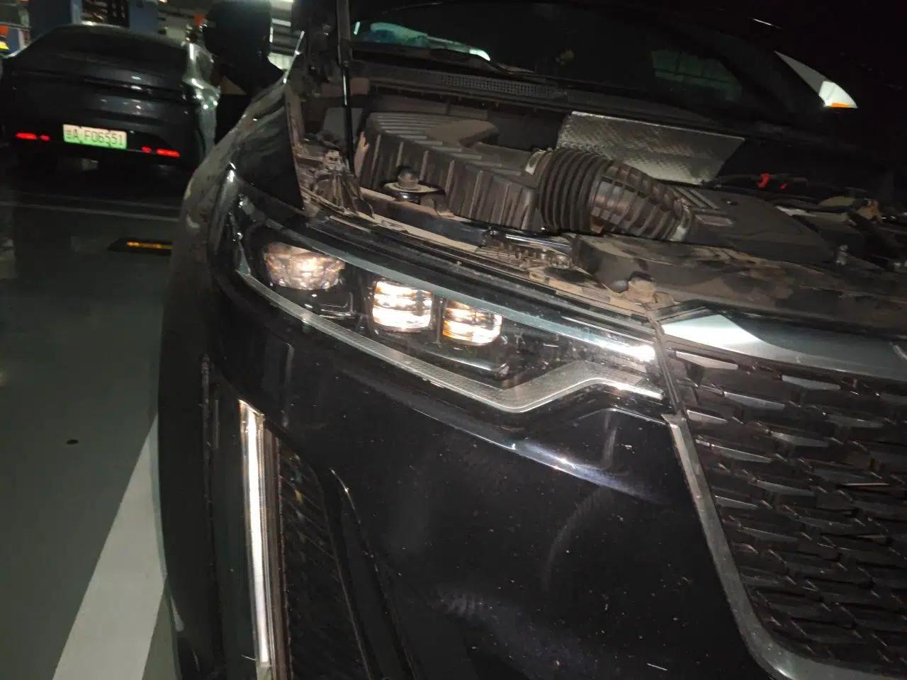 Cadillac XT6 2022 2.0T Six-Seater Four-Wheel Drive Luxury Version — миниатюра 7