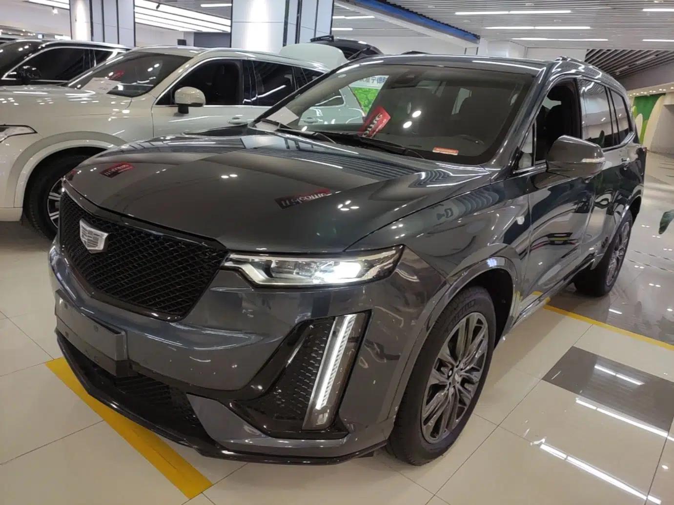 Cadillac XT6 2025 2.0T Six-Seater All-Wheel-Drive Prestige Executive Black Label Version — миниатюра 1