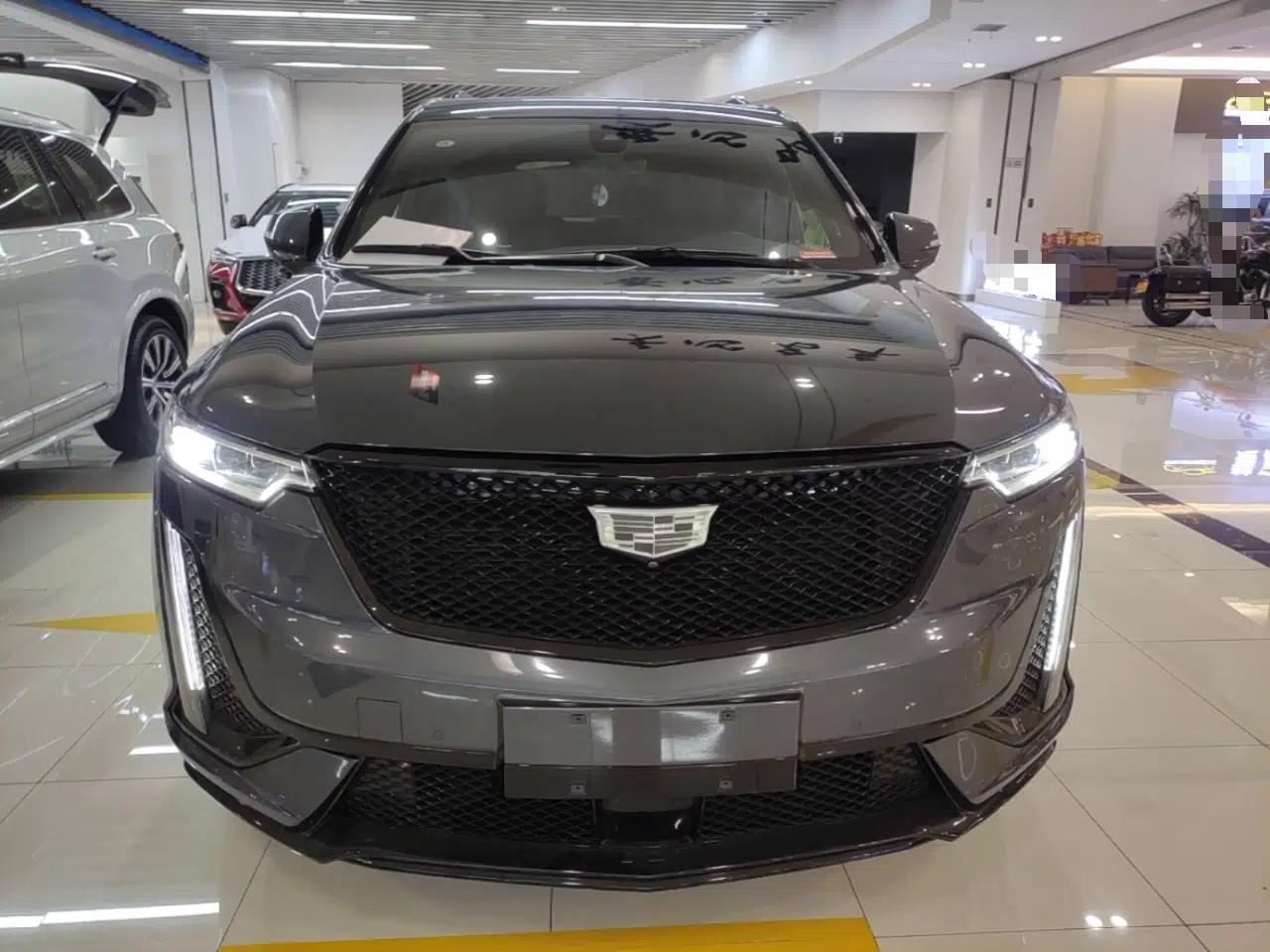Cadillac XT6 2025 2.0T Six-Seater All-Wheel-Drive Prestige Executive Black Label Version — миниатюра 2