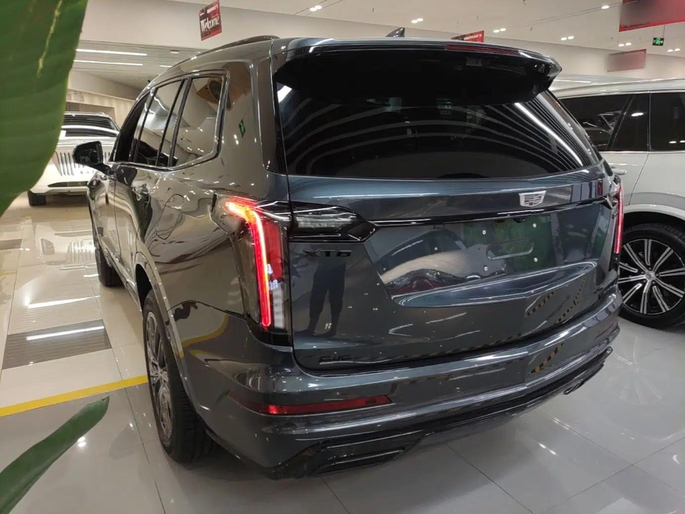 Cadillac XT6 2025 2.0T Six-Seater All-Wheel-Drive Prestige Executive Black Label Version — миниатюра 13