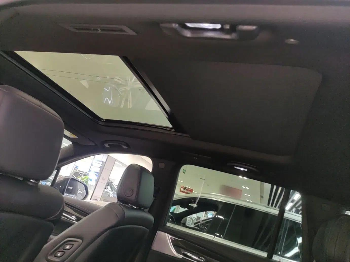 Cadillac XT6 2025 2.0T Six-Seater All-Wheel-Drive Prestige Executive Black Label Version — миниатюра 26