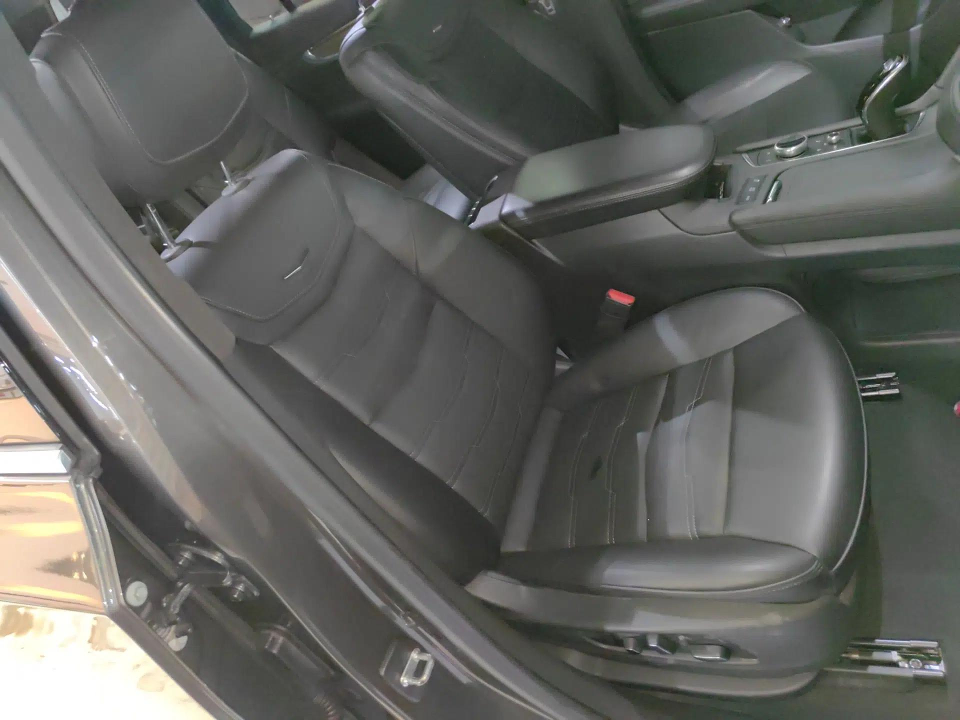 Cadillac XT6 2020 28T Six-Seater Four-Wheel-Drive Platinum Sport Edition — миниатюра 22