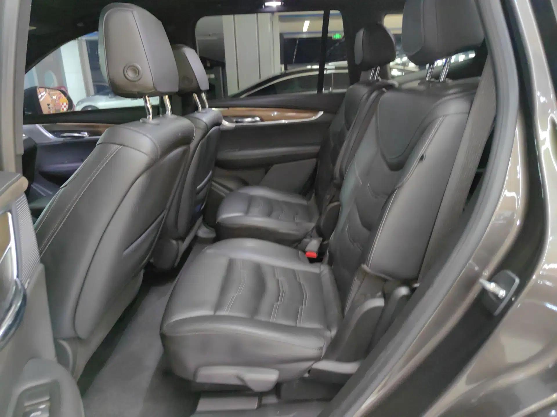 Cadillac XT6 2020 28T Six-Seater Four-Wheel-Drive Platinum Sport Edition — миниатюра 23
