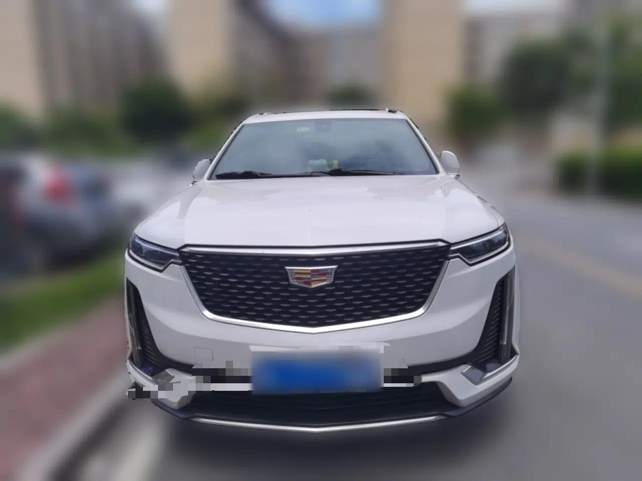 Cadillac XT6 2022 2.0T Six-Seater Four-Wheel Drive Luxury Version — миниатюра 2