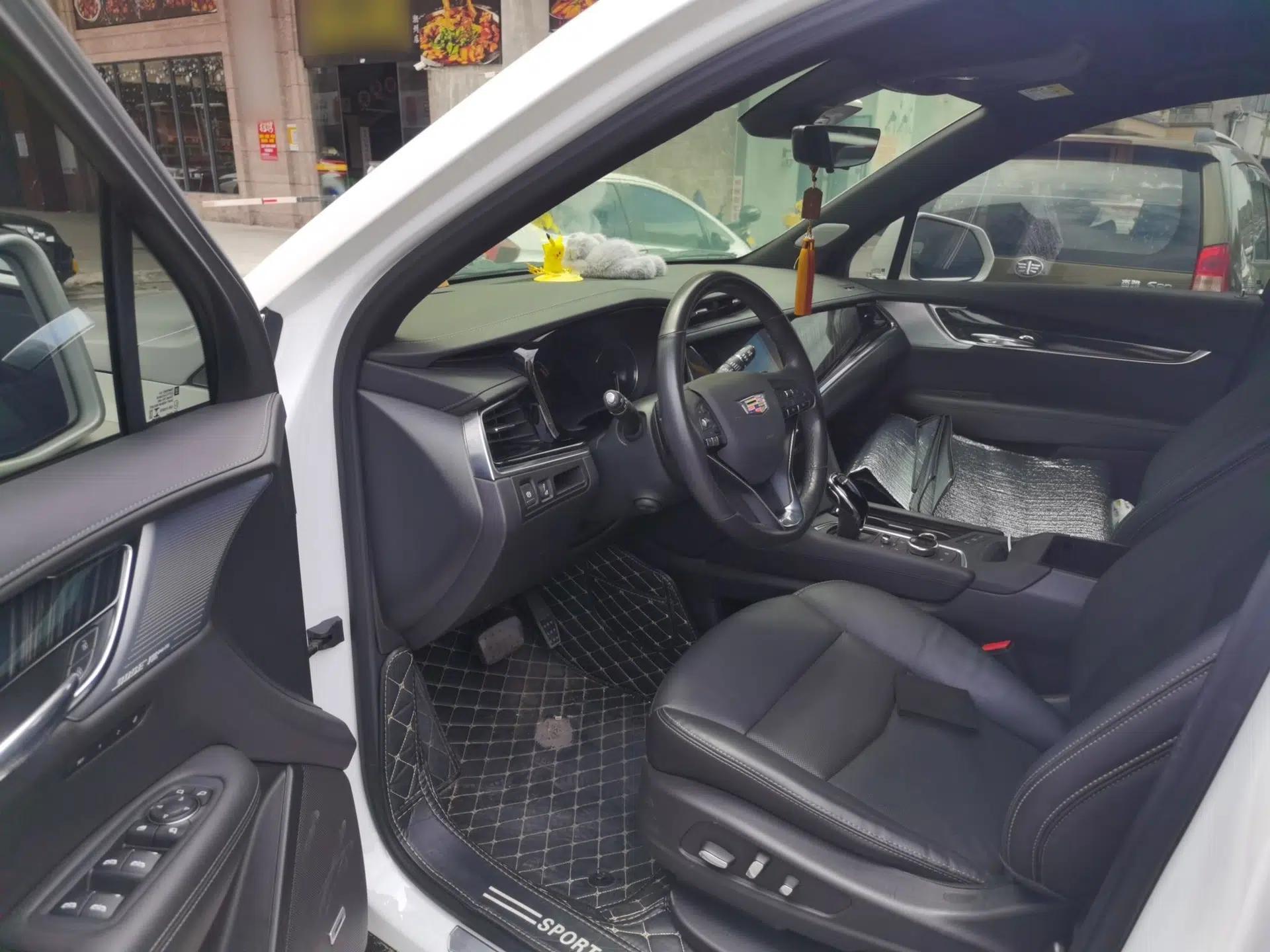 Cadillac XT6 2022 2.0T Six-Seater Four-Wheel Drive Luxury Version — миниатюра 16
