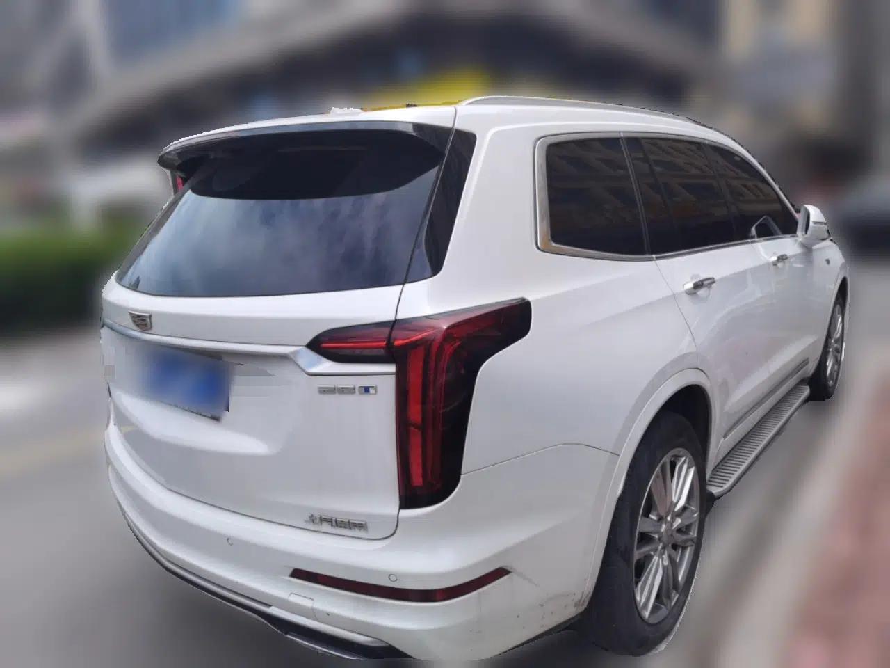 Cadillac XT6 2022 2.0T Six-Seater Four-Wheel Drive Luxury Version — миниатюра 6