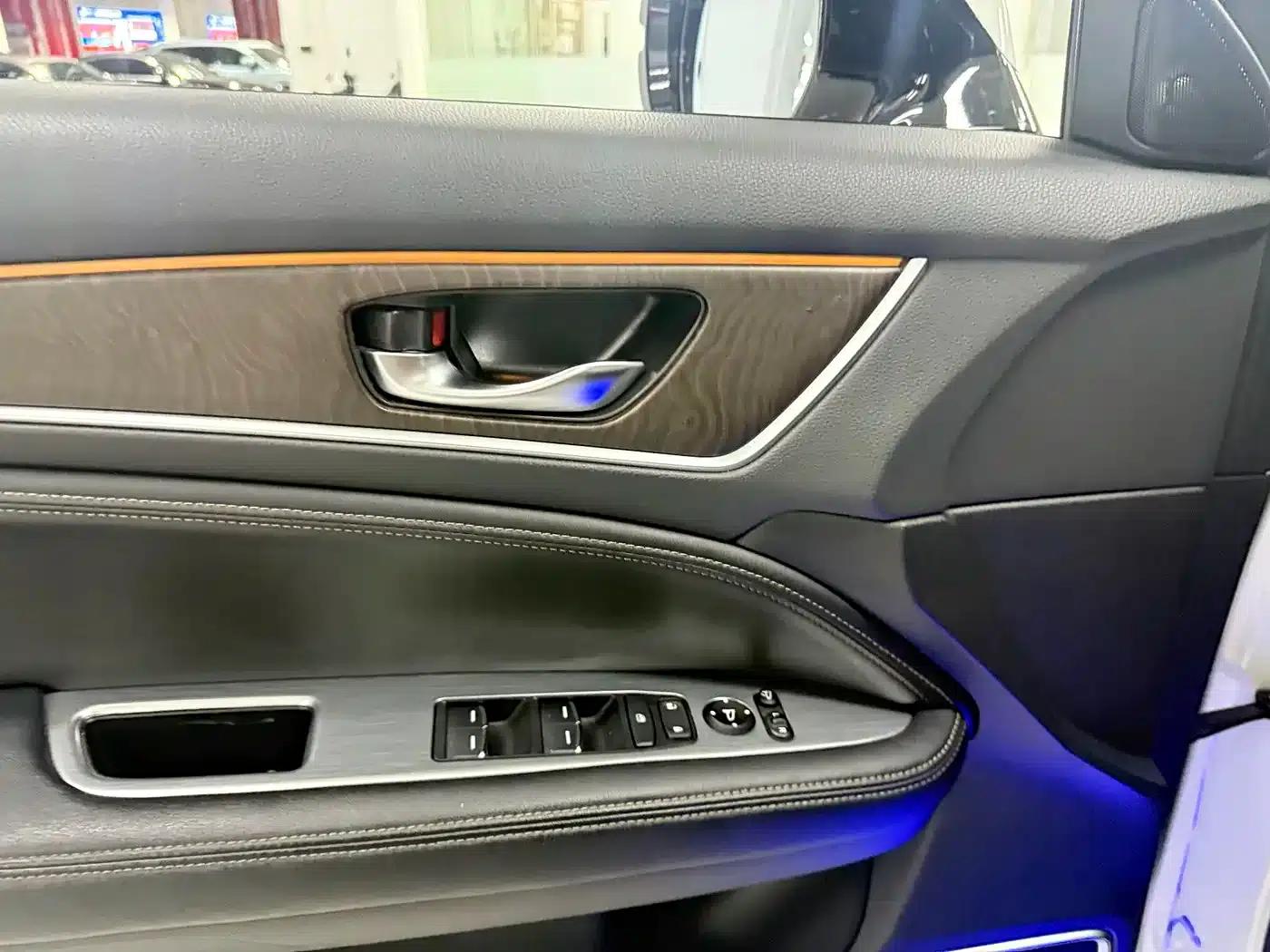 2020 Honda Avancier 370TURBO 4WD Premium Edition — миниатюра 9