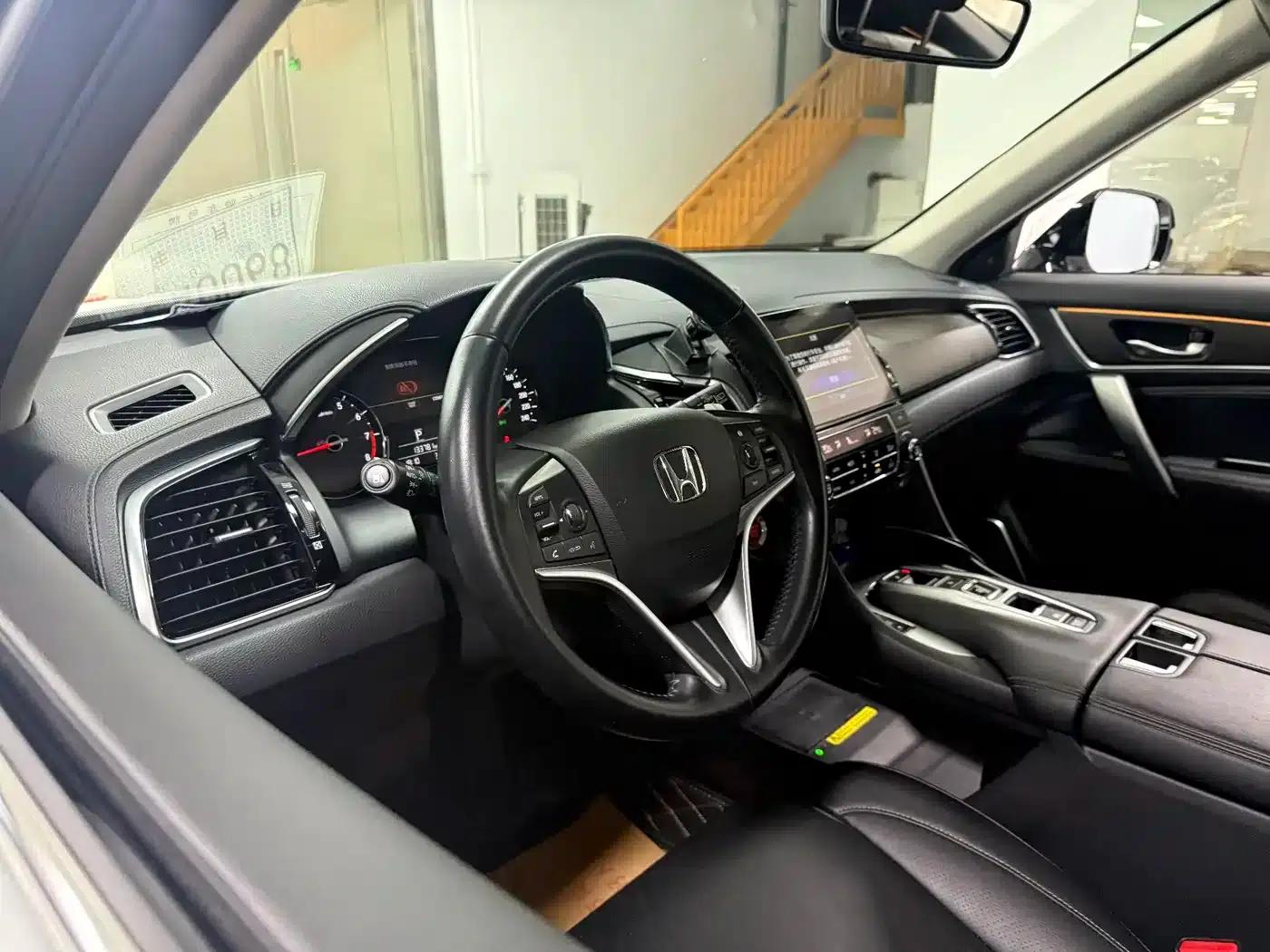 2020 Honda Avancier 370TURBO 4WD Premium Edition — миниатюра 10