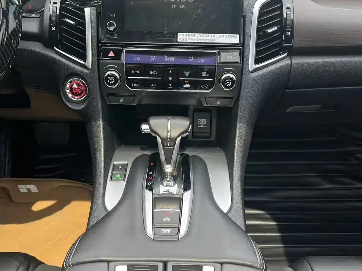2017 Honda Avancier 240TURBO 2WD Luxury Edition — миниатюра 11