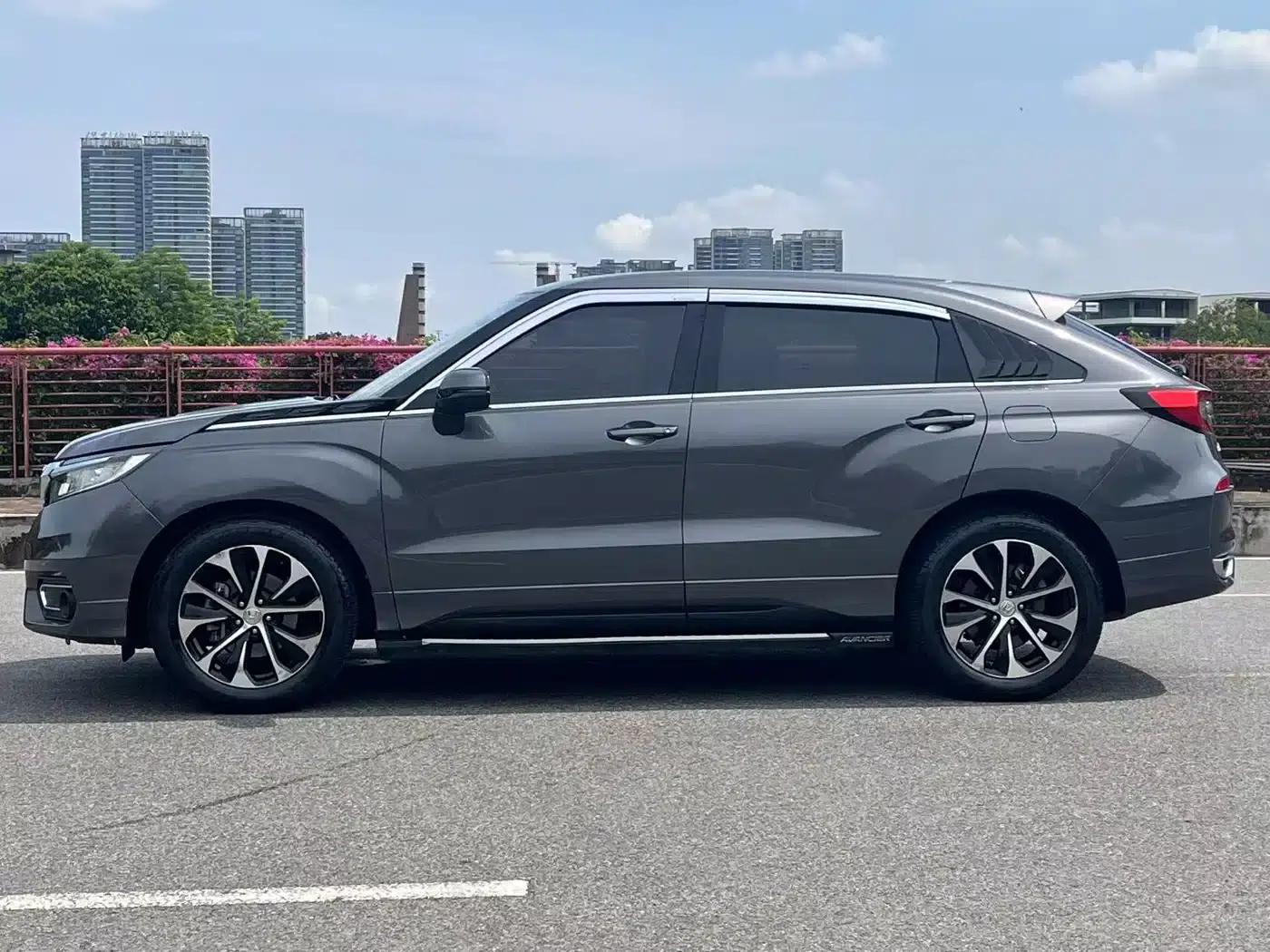 2017 Honda Avancier 240TURBO 2WD Luxury Edition — миниатюра 4