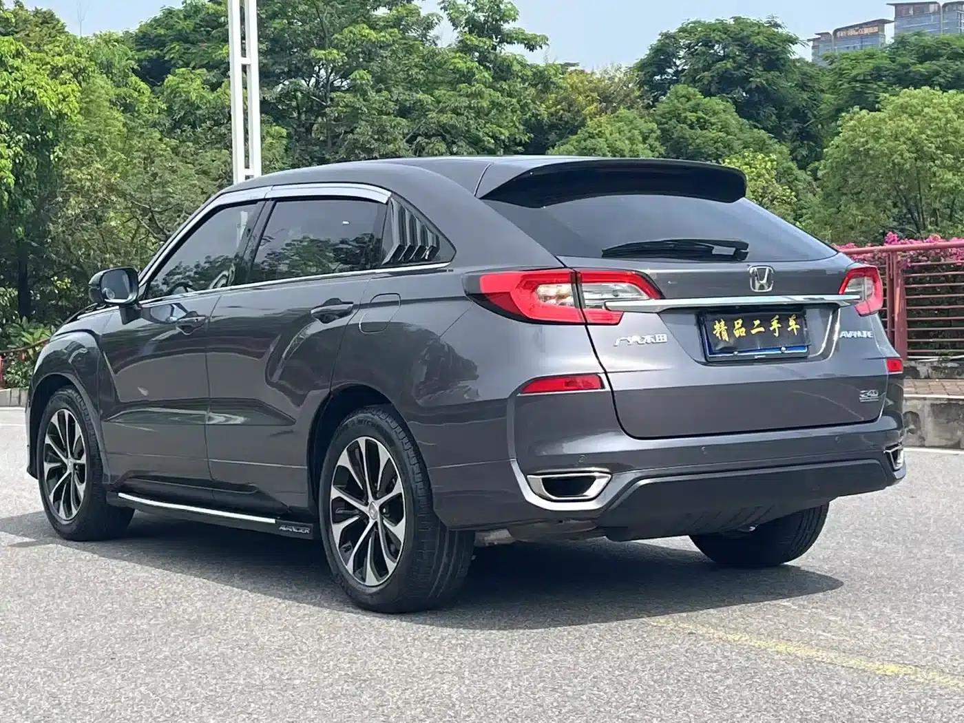 2017 Honda Avancier 240TURBO 2WD Luxury Edition — миниатюра 5