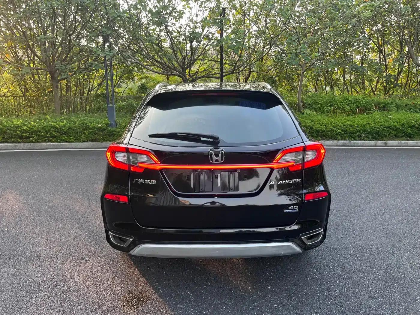 2017 Honda Avancier 240TURBO 2WD Comfort Edition — миниатюра 5