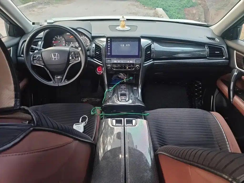 2017 Honda Avancier 370TURBO 4WD Premium Edition — миниатюра 13