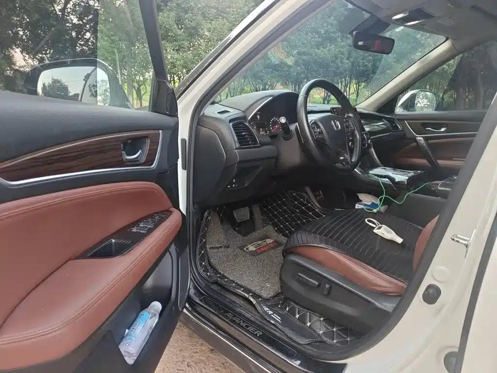 2017 Honda Avancier 370TURBO 4WD Premium Edition — миниатюра 14