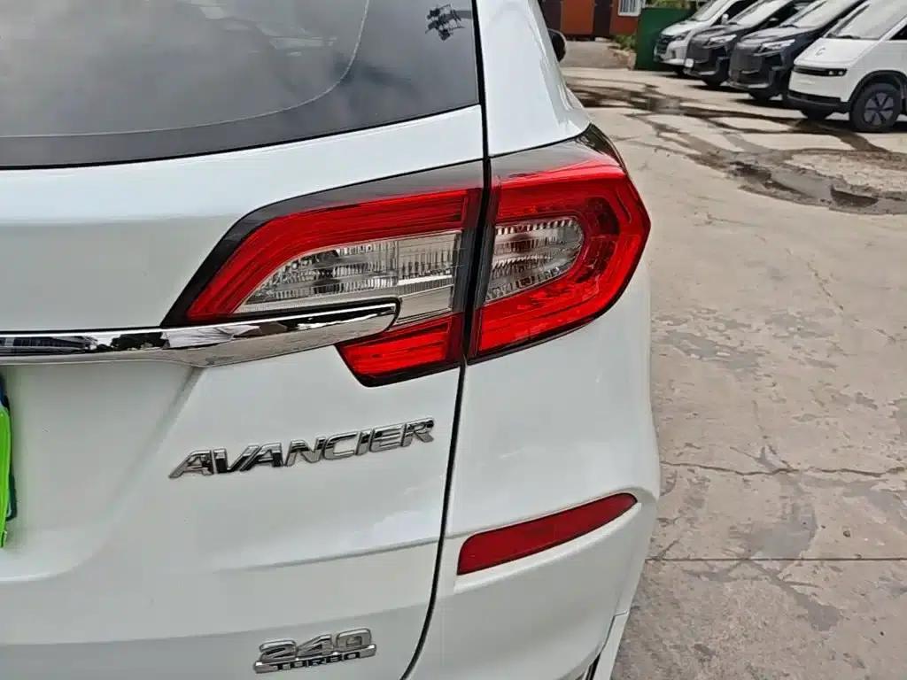 2017 Honda Avancier 240TURBO 2WD Comfort Edition — миниатюра 8