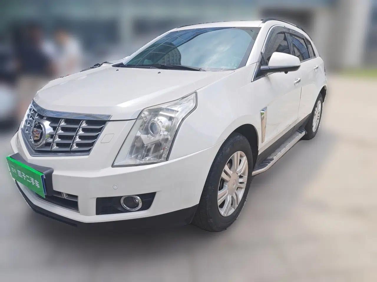 Cadillac SRX 2015 3.0L Comfort Version — миниатюра 1