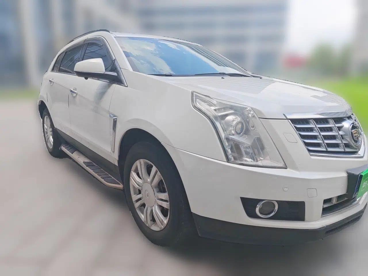 Cadillac SRX 2015 3.0L Comfort Version — миниатюра 3