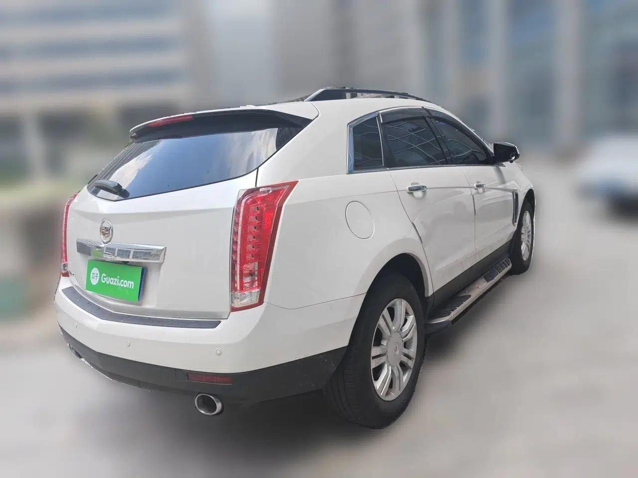 Cadillac SRX 2015 3.0L Comfort Version — миниатюра 6