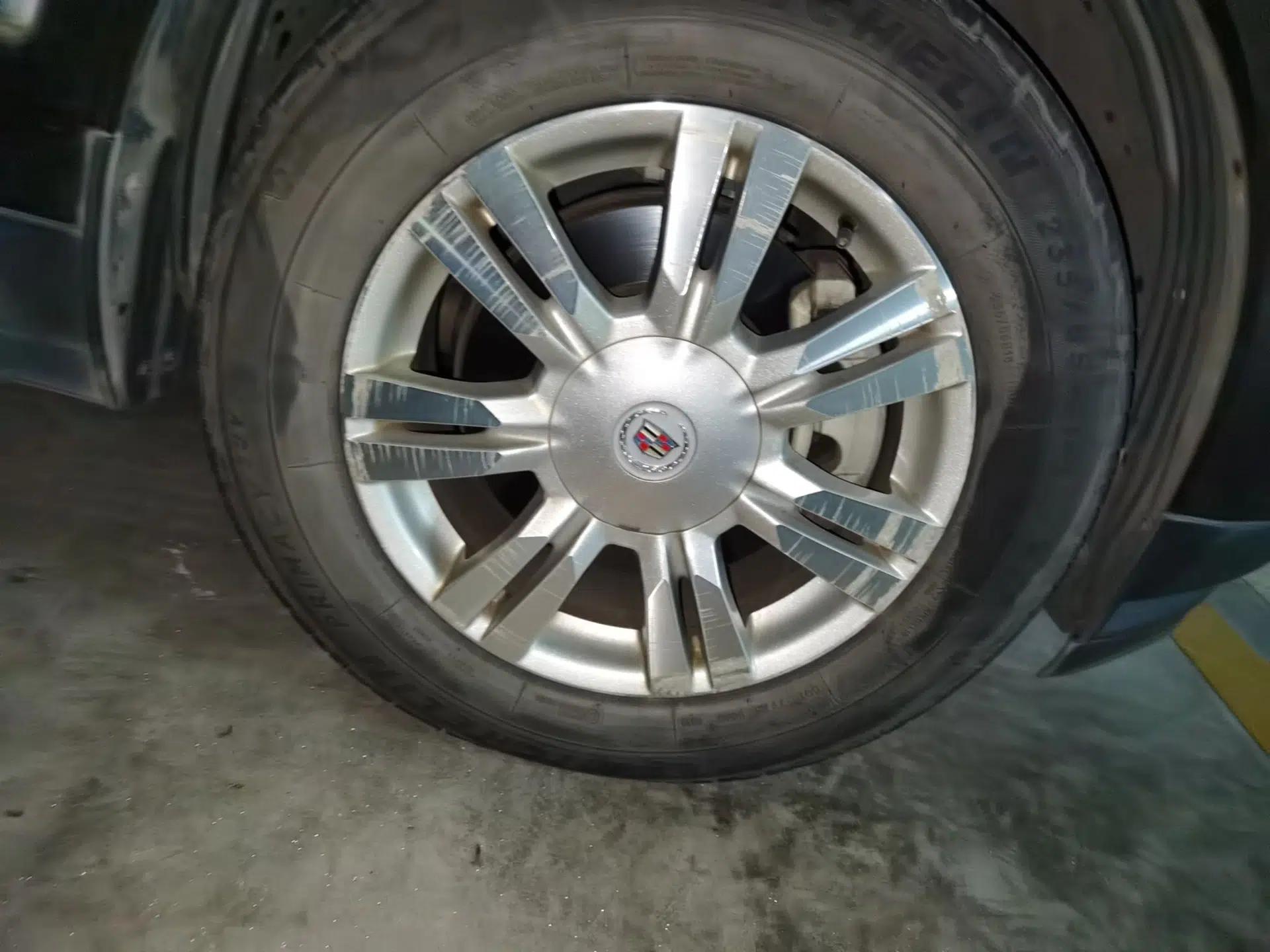 Cadillac SRX 2015 3.0L Elite Model — миниатюра 5