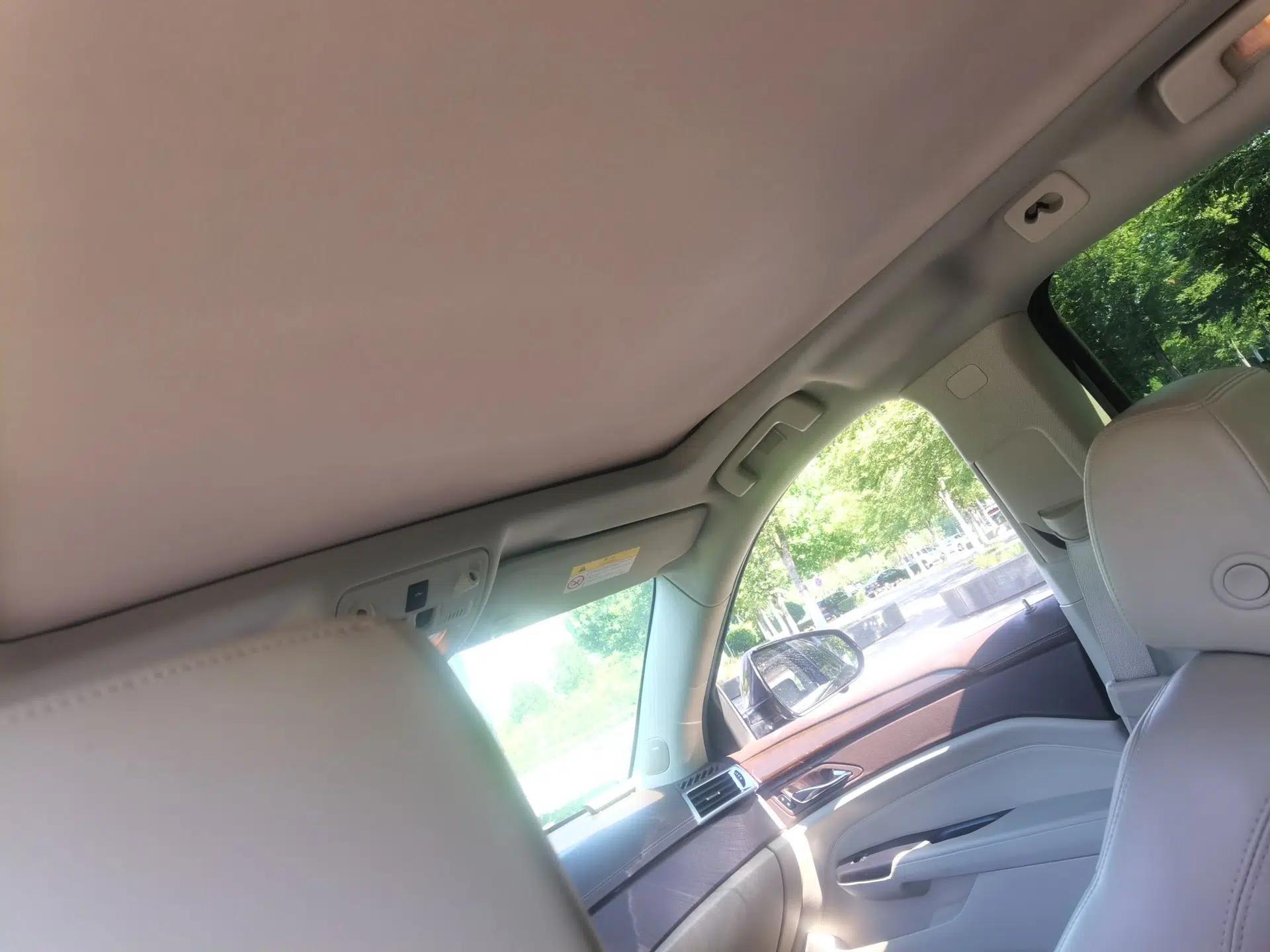 Cadillac SRX 2015 3.0L Elite Model — миниатюра 18