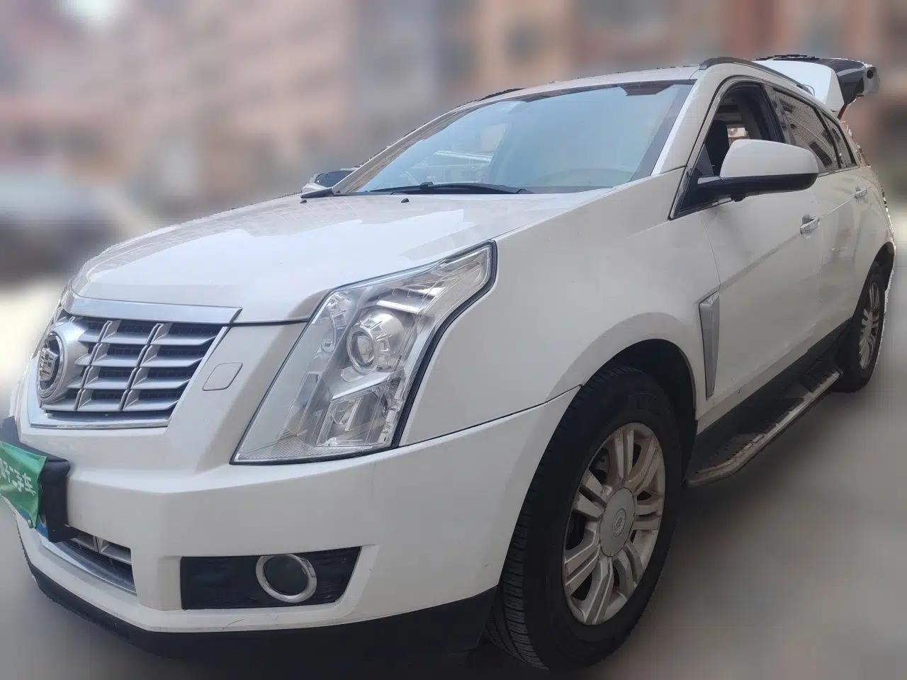 Cadillac SRX 2013 3.0L Comfort Model — миниатюра 1