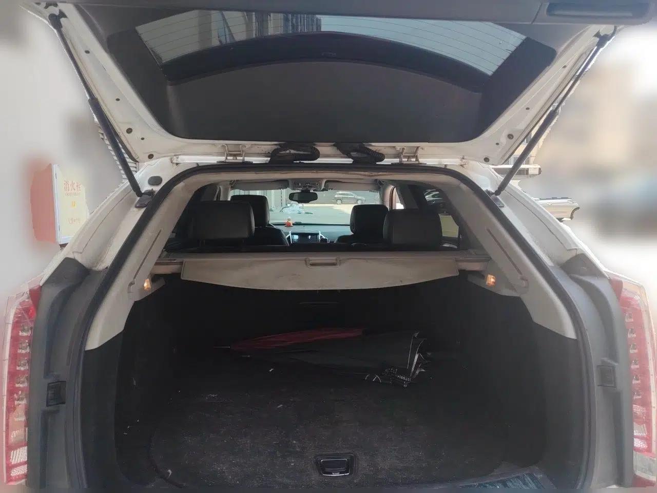 Cadillac SRX 2013 3.0L Comfort Model — миниатюра 19