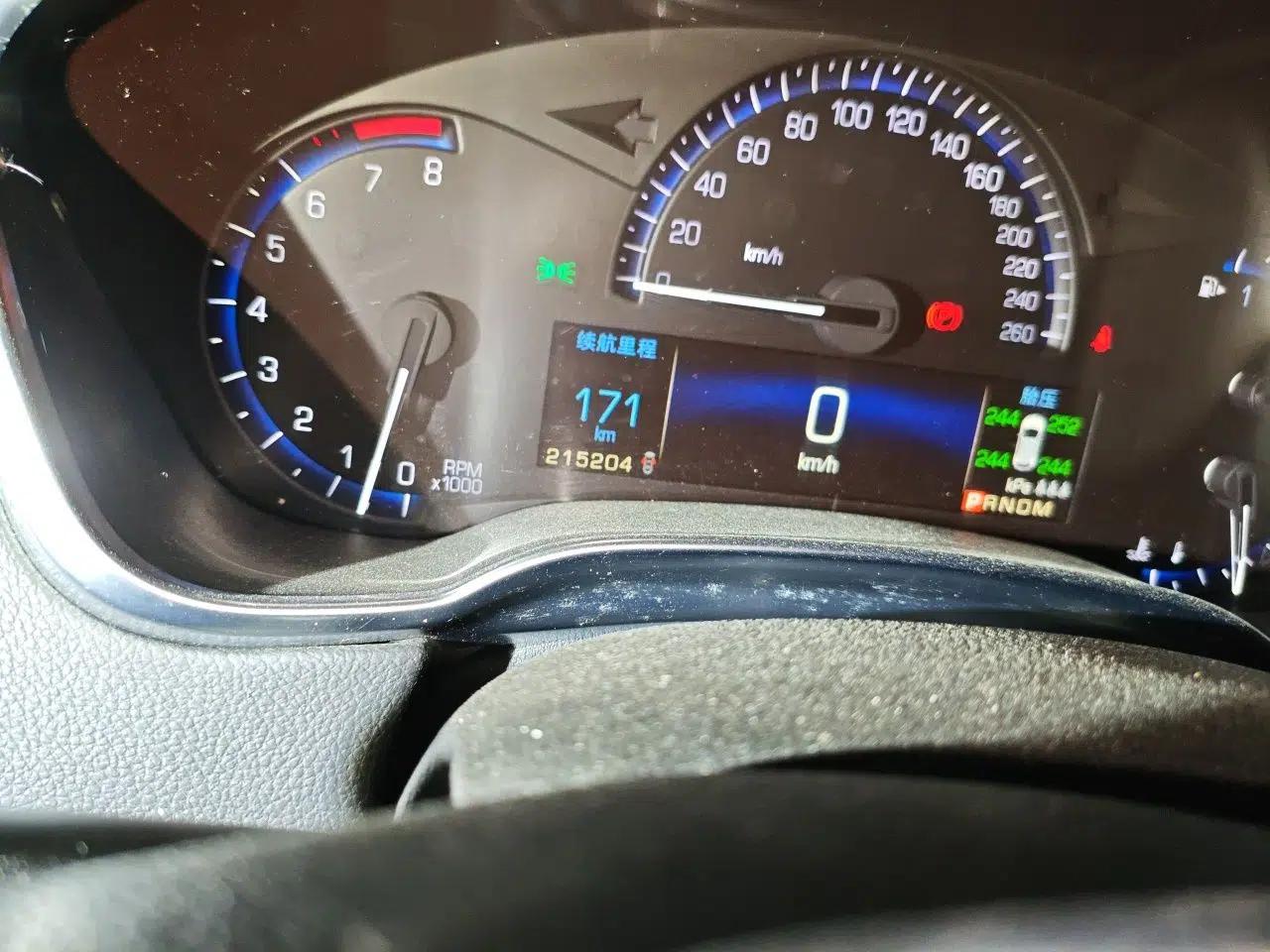 Cadillac SRX 2014 3.0L Leading Model — миниатюра 12