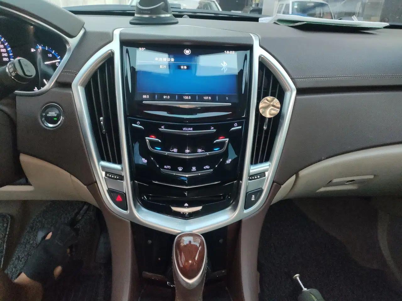 Cadillac SRX 2014 3.0L Elite Model — миниатюра 13