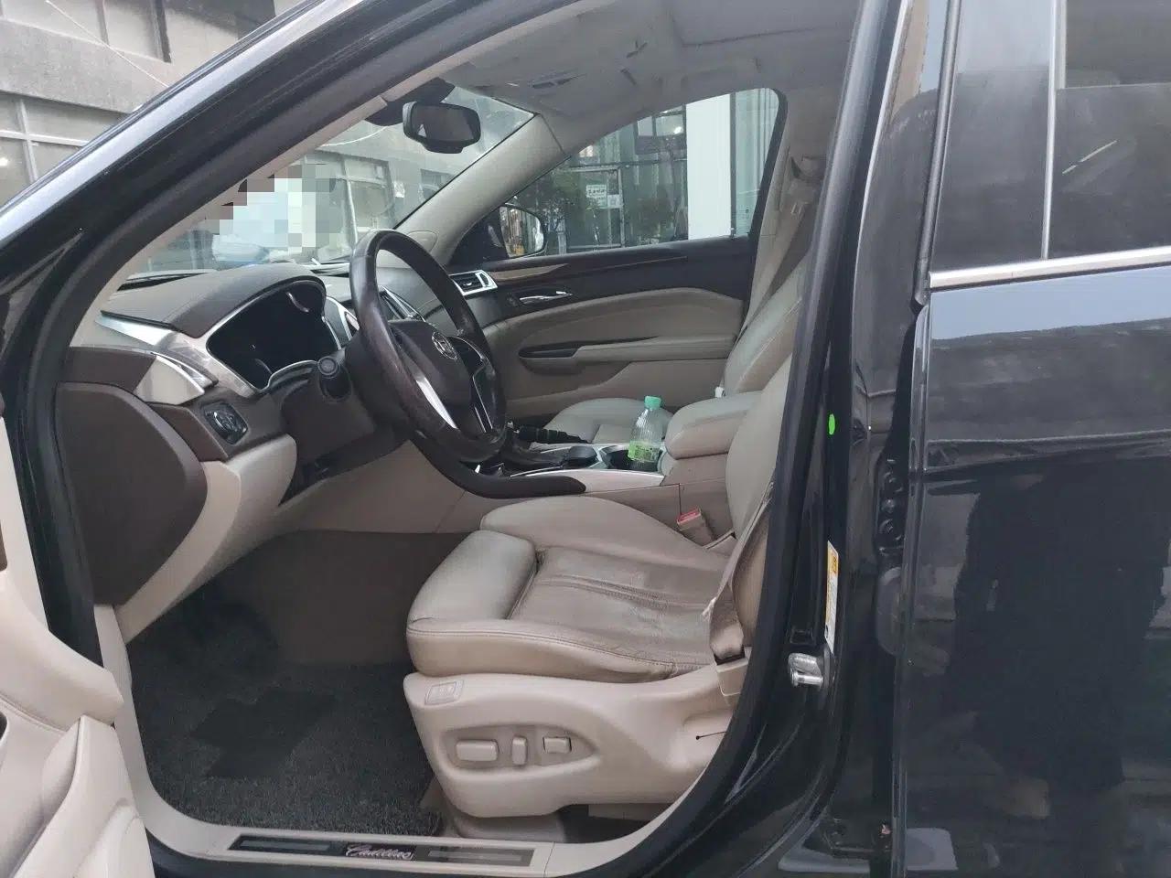Cadillac SRX 2014 3.0L Elite Model — миниатюра 15