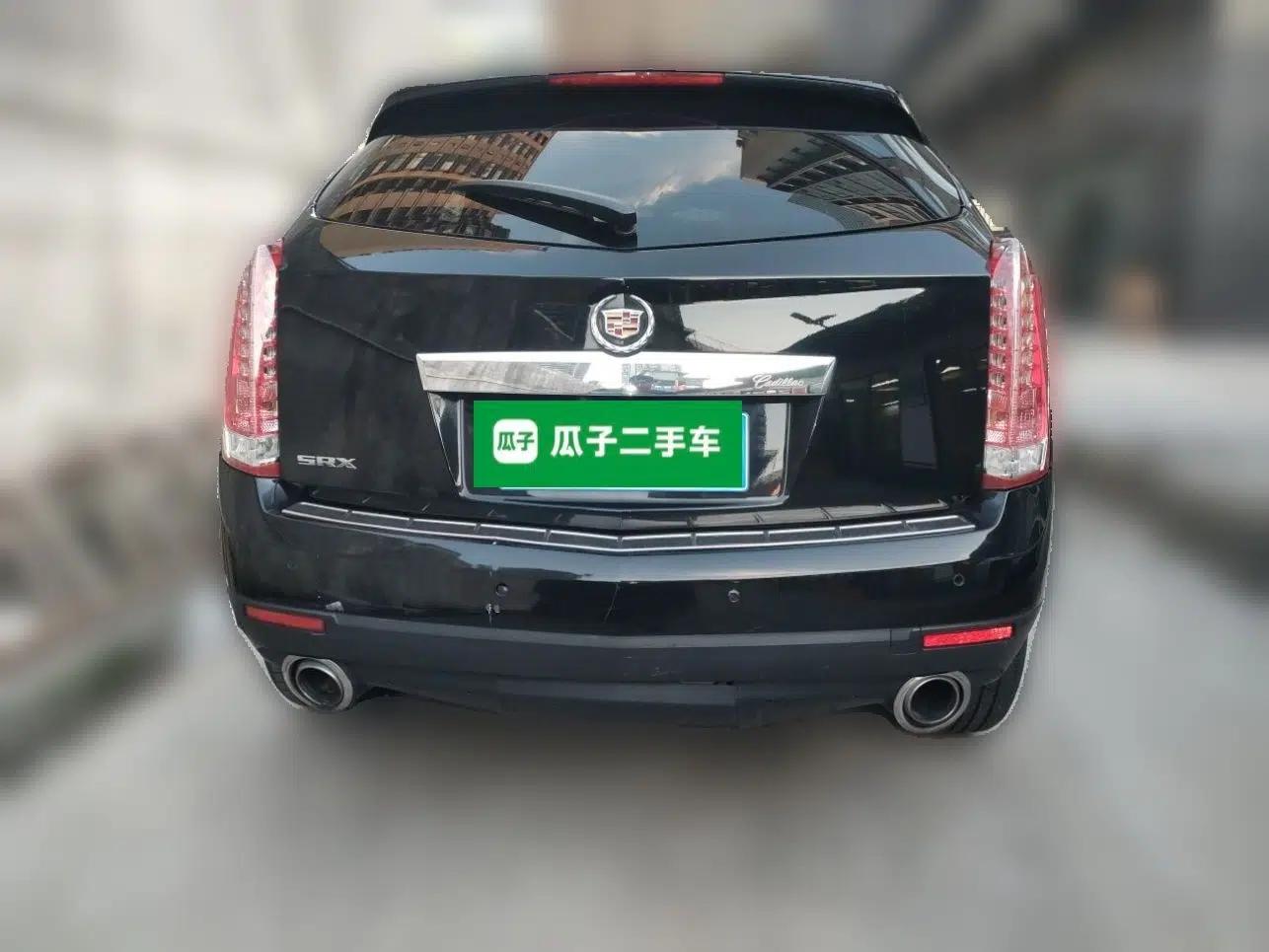 Cadillac SRX 2014 3.0L Elite Model — миниатюра 5