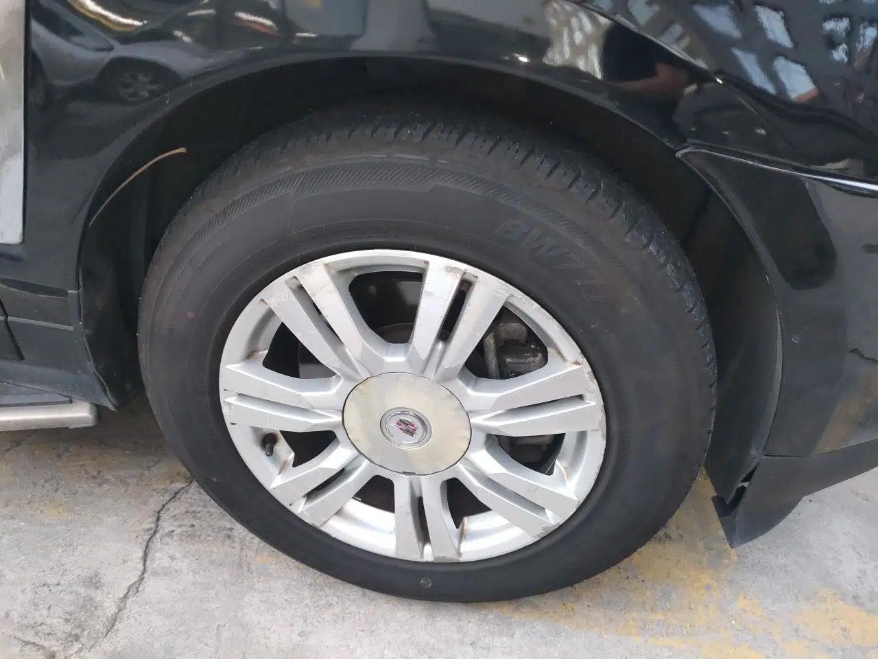 Cadillac SRX 2014 3.0L Elite Model — миниатюра 8