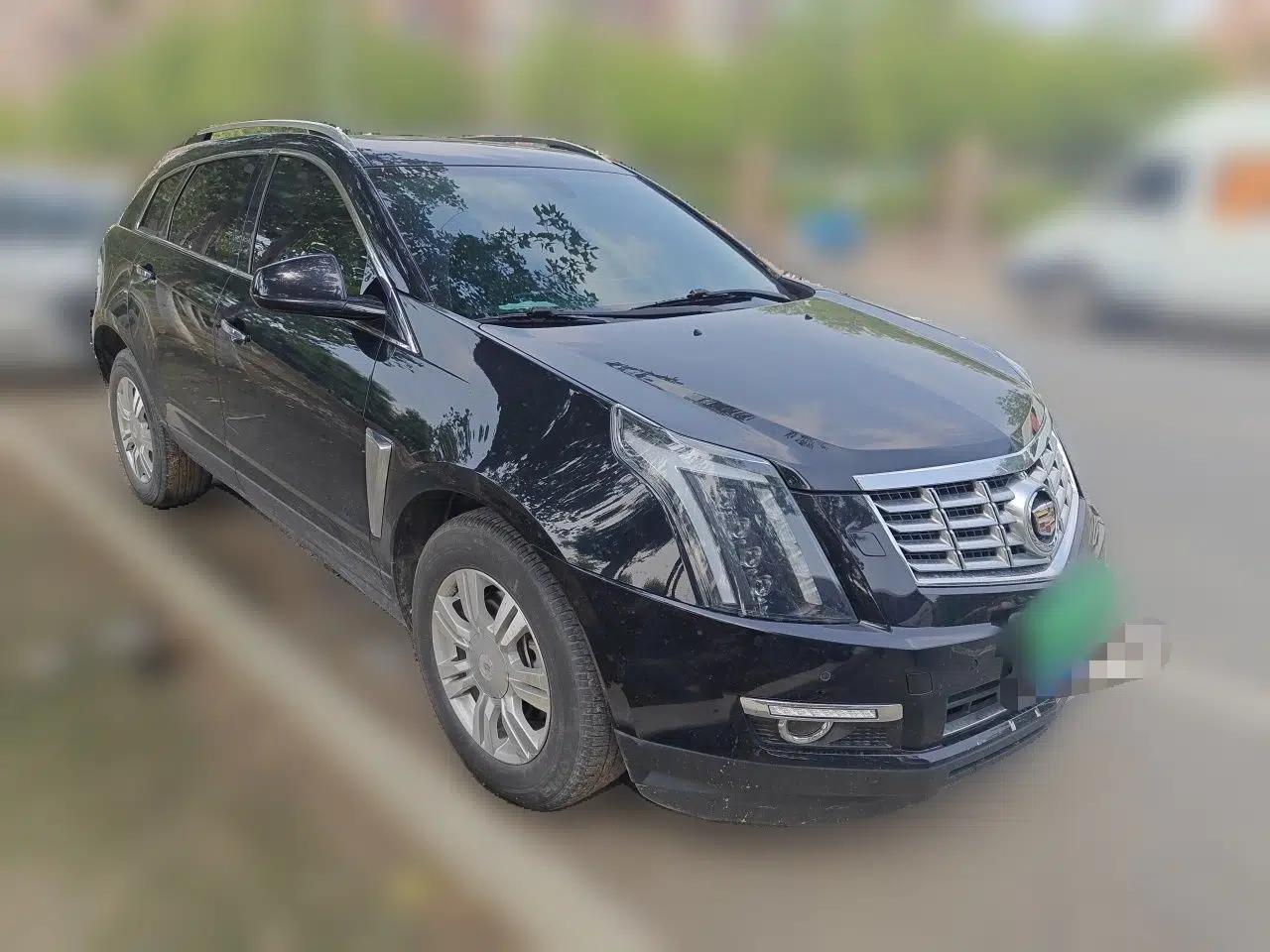 Cadillac SRX 2015 3.0L Elite Model — миниатюра 3