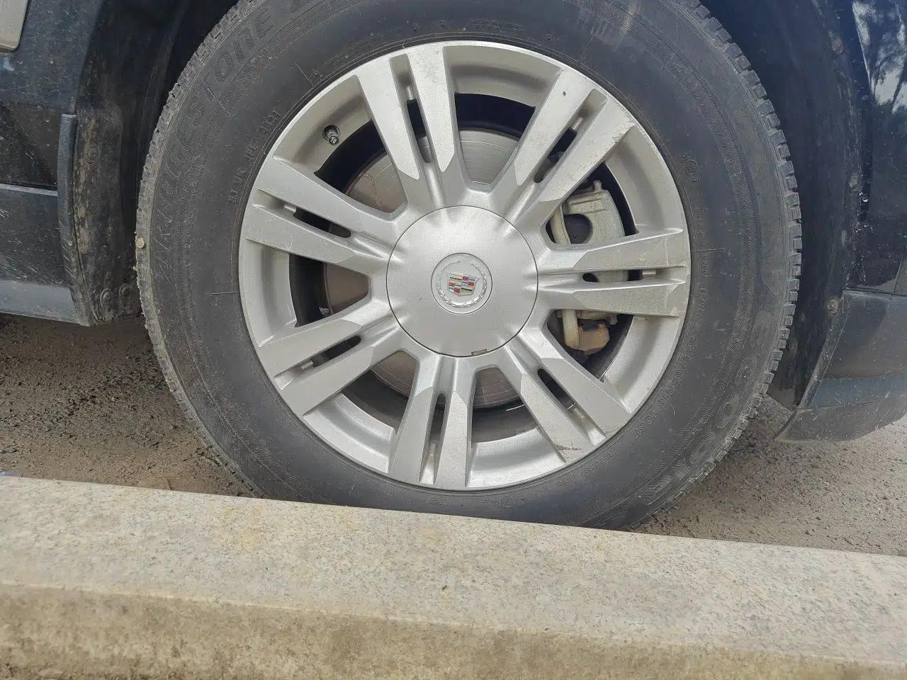Cadillac SRX 2015 3.0L Elite Model — миниатюра 8