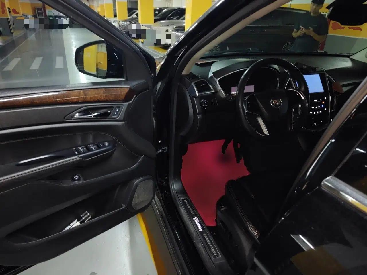 Cadillac SRX 2013 3.0L Leading Model — миниатюра 16