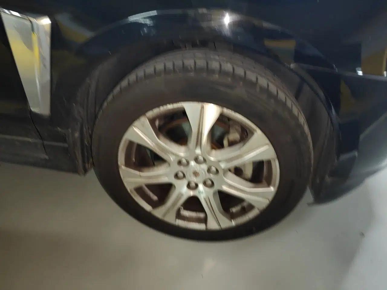 Cadillac SRX 2013 3.0L Leading Model — миниатюра 8