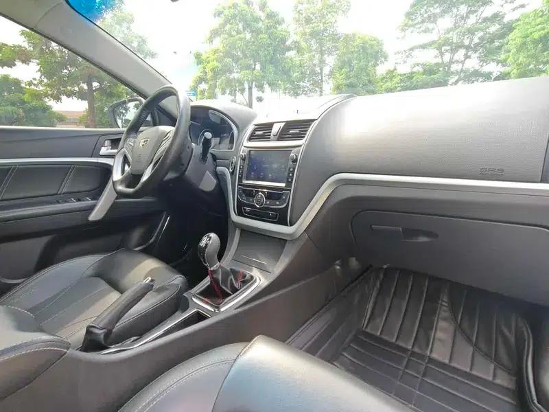 Geely Emgrand 2015 Sedan 1.5L Manual Upgrade Version — миниатюра 11