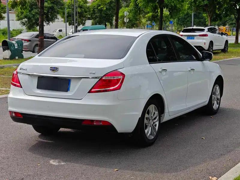 Geely Emgrand 2015 Sedan 1.5L Manual Upgrade Version — миниатюра 7