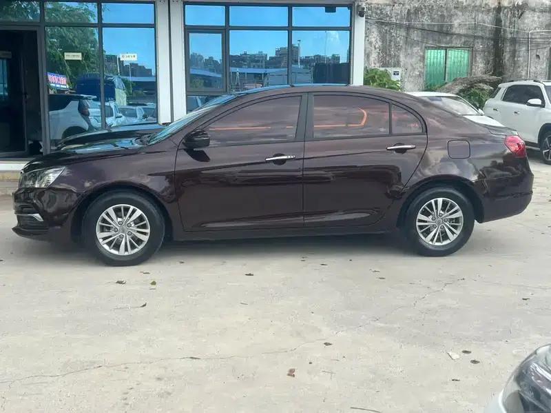 Geely Emgrand 2018 1.5L CVT Upward Connected Edition — миниатюра 4