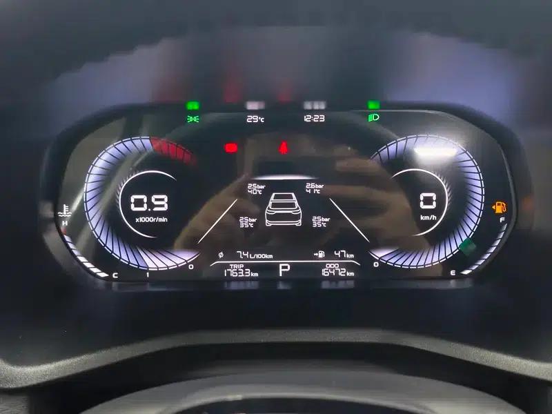 Geely Emgrand 2023 4th Generation Champion Edition 1.5L CVT Premium — миниатюра 15