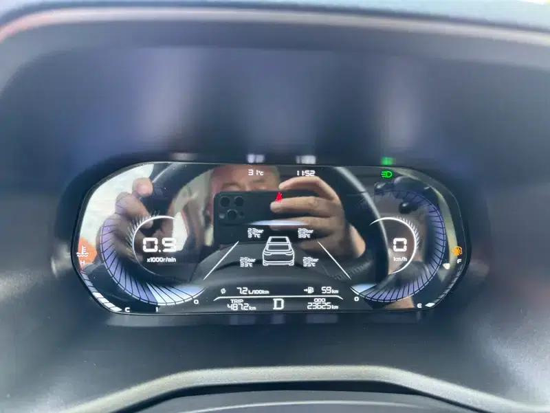 Geely Emgrand 2022 4th Generation 1.5L CVT Flagship Edition — миниатюра 16