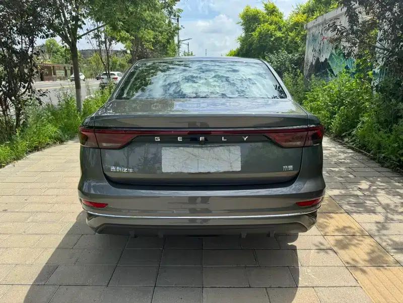 Geely Emgrand 2022 4th Generation 1.5L CVT Flagship Edition — миниатюра 5
