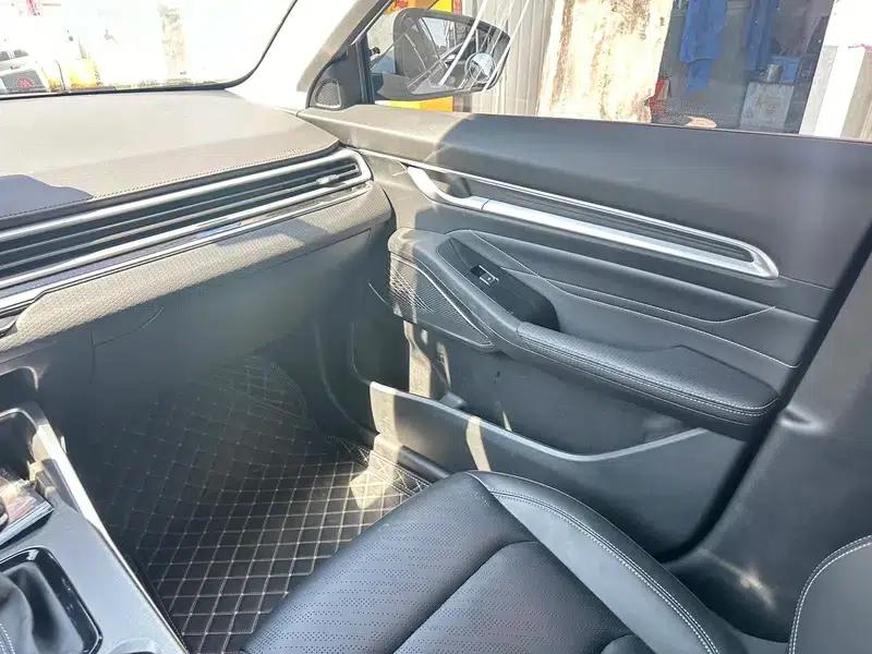 Geely Emgrand 2023 4th Generation Champion Edition 1.5L CVT Premium — миниатюра 5
