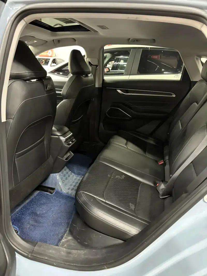 Geely Emgrand 2023 4th Generation Champion Edition 1.5L CVT Luxury — миниатюра 12