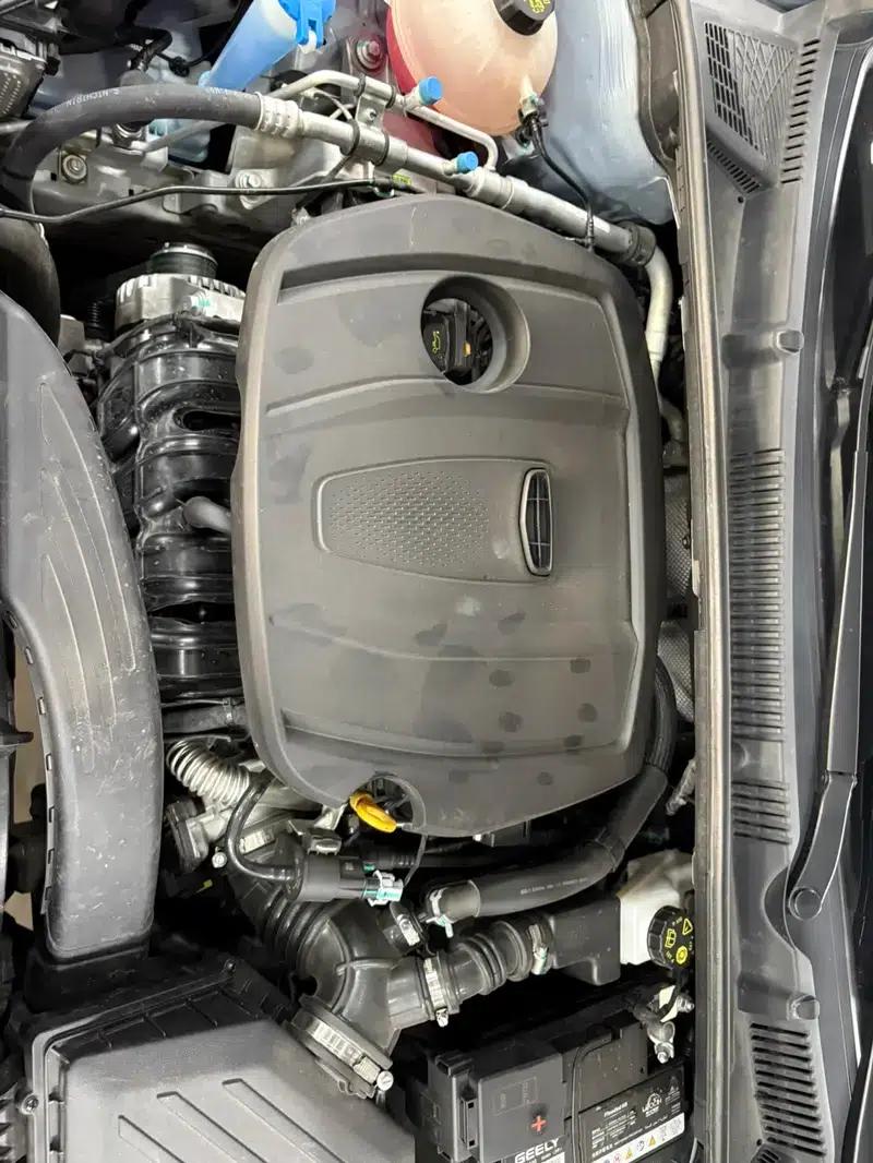 Geely Emgrand 2023 4th Generation Champion Edition 1.5L CVT Luxury — миниатюра 8