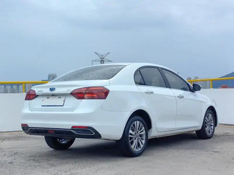 Geely Emgrand 2018 1.5L CVT Upward Connected Edition — миниатюра 6