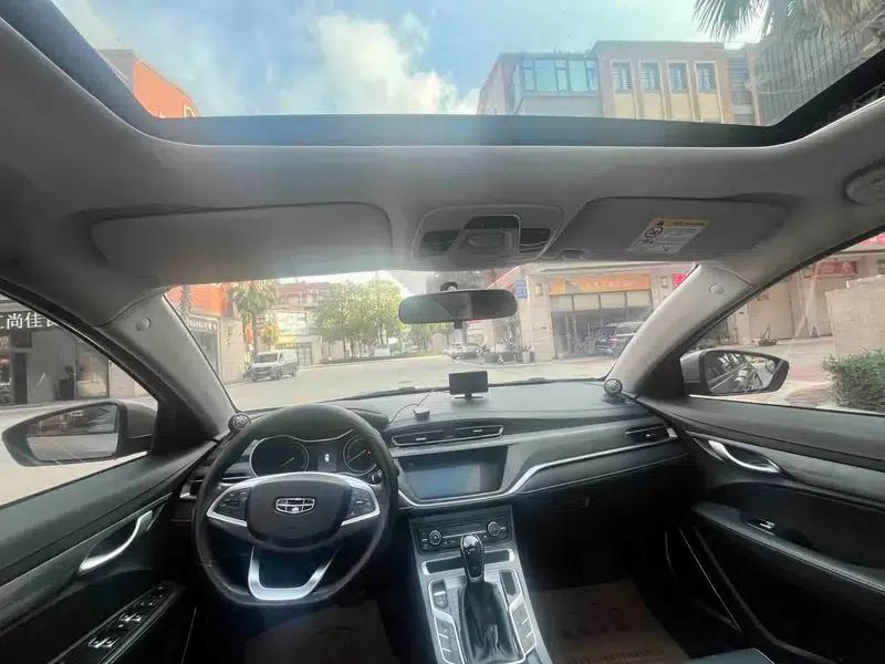 Geely Emgrand 2021 UP 1.5L CVT Luxury Edition — миниатюра 7