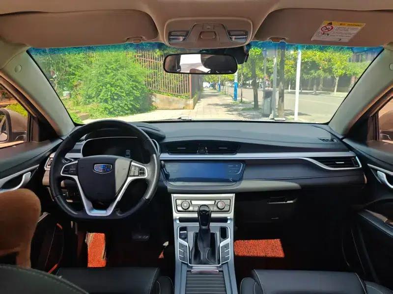 Geely Emgrand 2018 1.5L CVT Luxury Edition — миниатюра 10