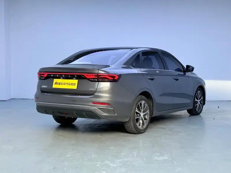 Geely Emgrand 2022 4th Generation 1.5L CVT Premium — миниатюра 7